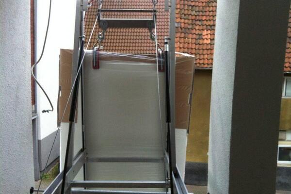 Minikraan - perfect, zelfs voor smalle openingen